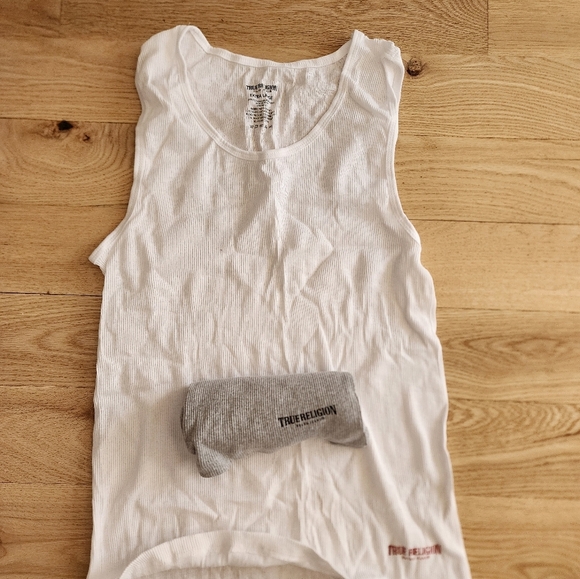 True Religion set of 2 tank top Men's size XL - Picture 2 of 4